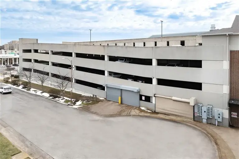 TheLandingStLouis - Parking Garage